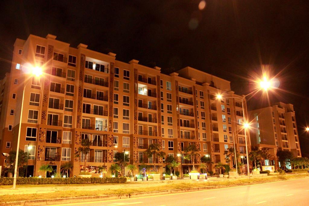Atlantis Condo Resort Jomtien Habitación foto
