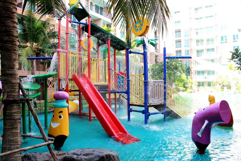 Atlantis Condo Resort Jomtien Habitación foto